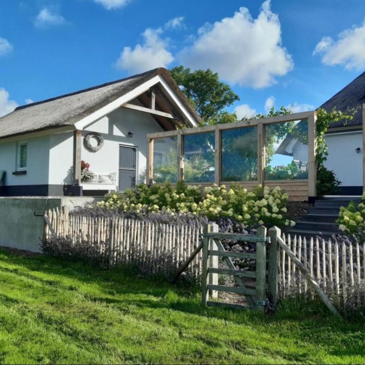 Aan De Hoge Weg Bed and Breakfast Kamperveen Exteriör bild